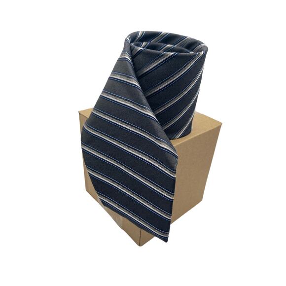 Calvin Klein 100% Silk Men's Repp tie Blue-Black-Silver 61 1/2" by 3 1/2" - Picture 3 of 6